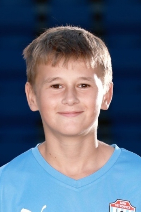 Dominik Huvar